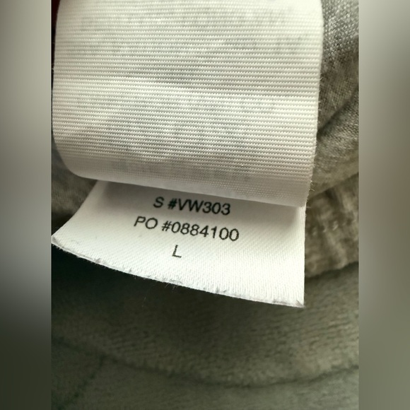 Pair of Vuori Performance Joggers, size large - Picture 3 of 12